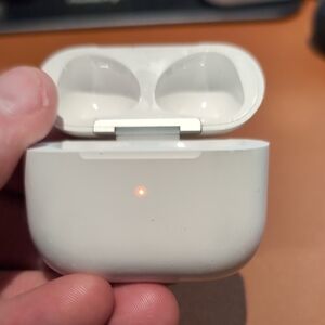 Apple Air pod Gen 3 Charging Case ONLY